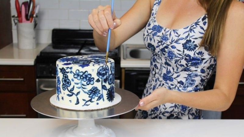 Artistic Watercolor Technique Cakes for Your Special Event