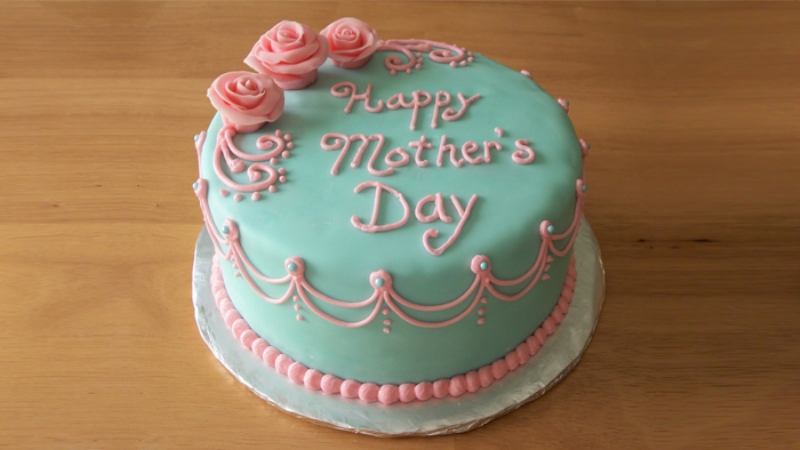 Delicious Mother's Day Cake for Your Lovely Mums