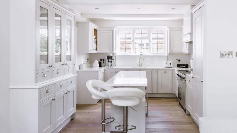 White Kitchen Cabinets and How To Paint Them